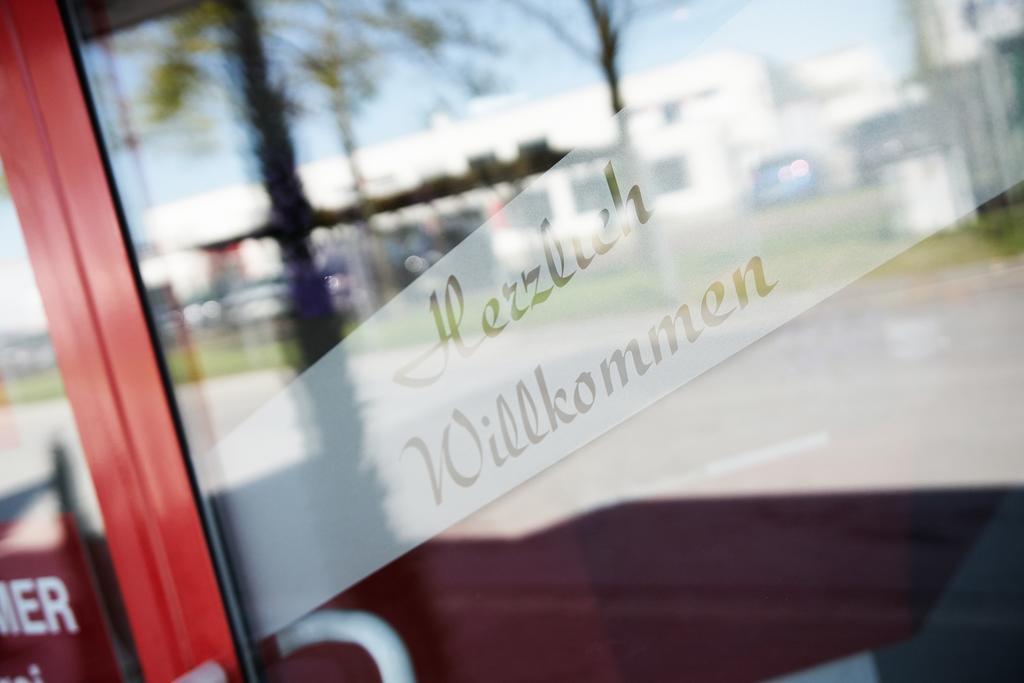 Hotel Zum Eisenhammer Oberhausen  Eksteriør bilde