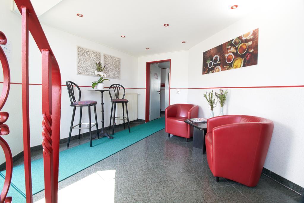 Hotel Zum Eisenhammer Oberhausen  Eksteriør bilde