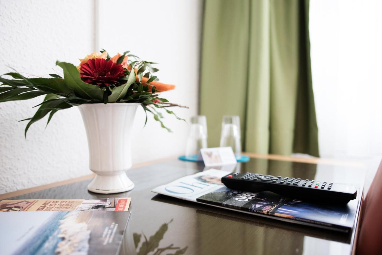 Hotel Zum Eisenhammer Oberhausen  Eksteriør bilde