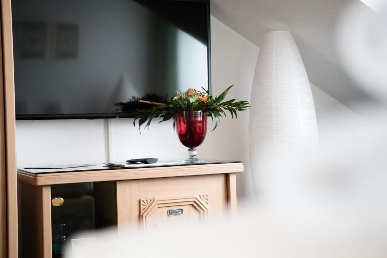 Hotel Zum Eisenhammer Oberhausen  Eksteriør bilde